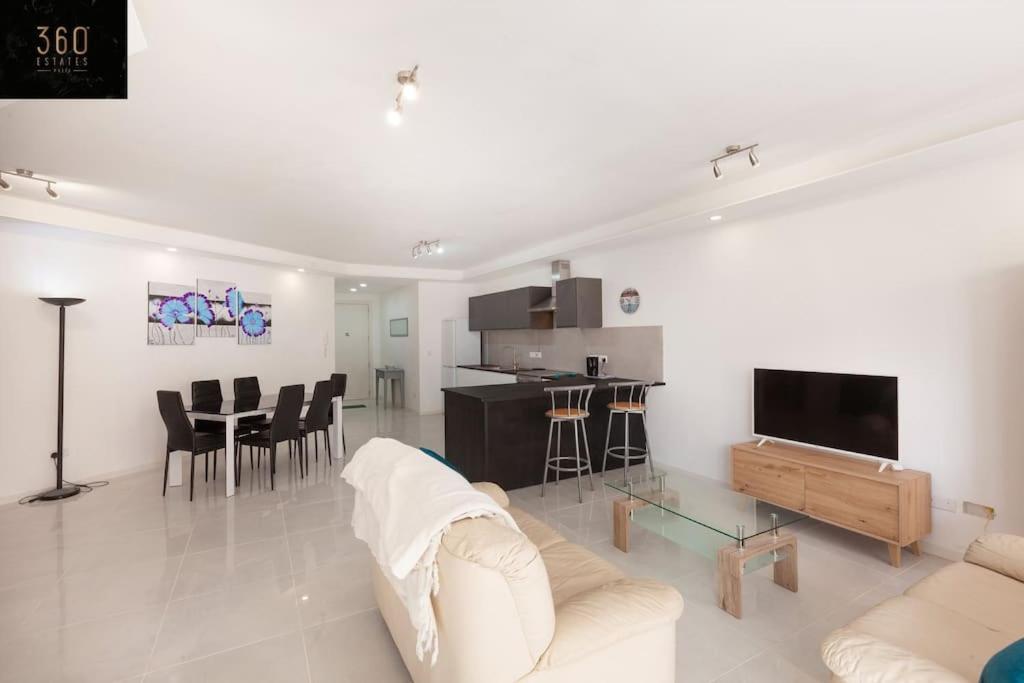 Spacious 2Br Apt In Qawra - Perfect For Families By 360 Estates San Pawl il-Baħar Zewnętrze zdjęcie